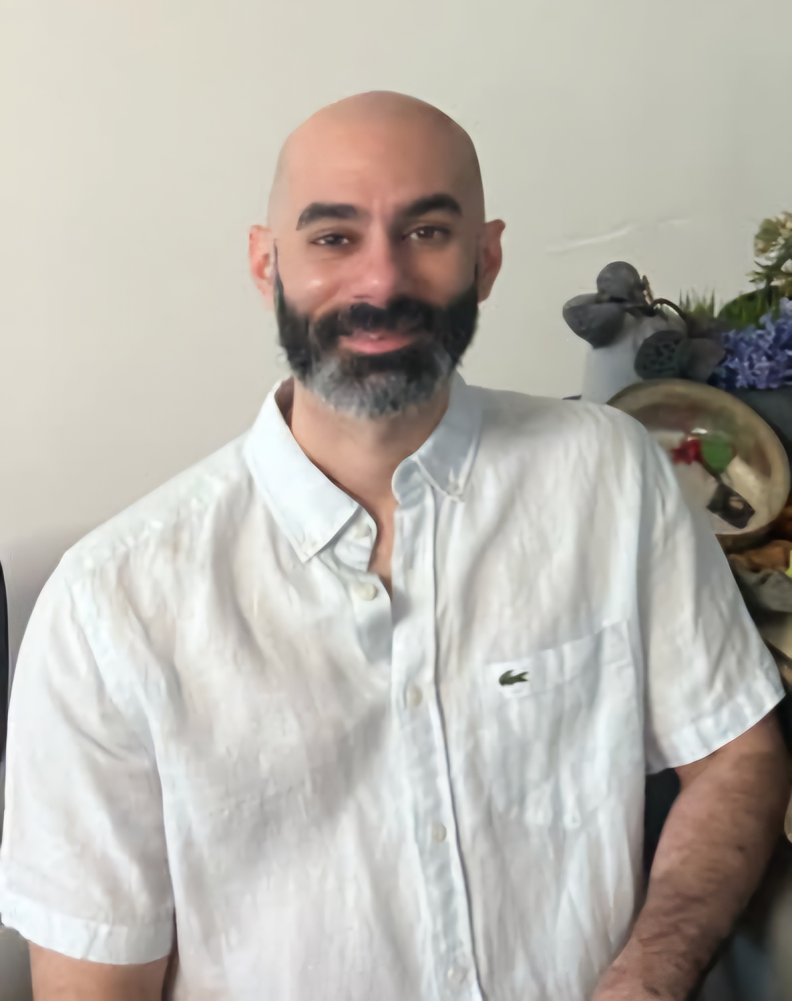English writer, Translator and content creator