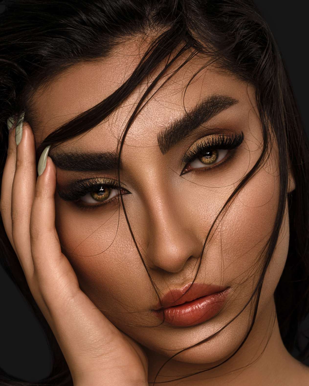 I will provide a pro photo retouching(high-end)