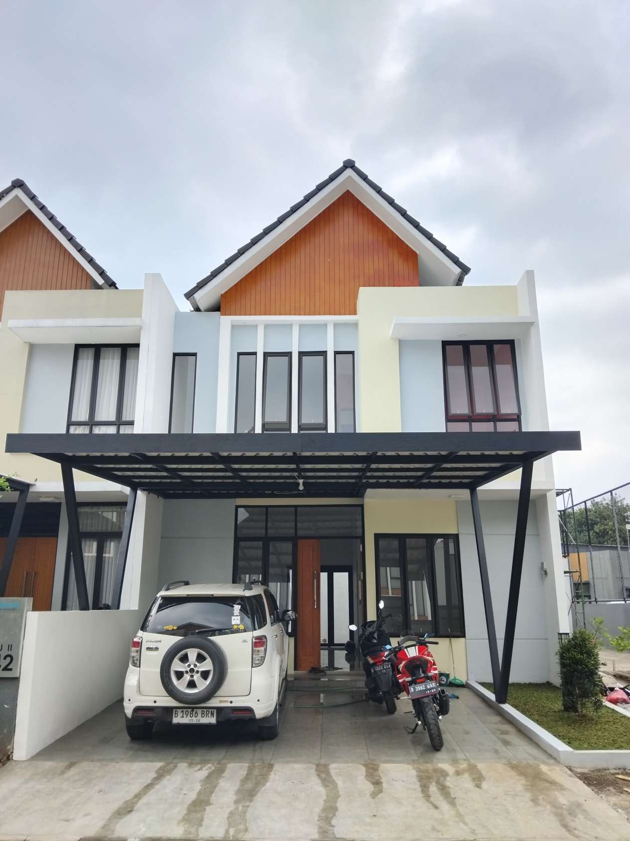 🛠️ Services I Offer:  ✅ Planning and cost estimation (RAB/RAP) ✅ Layout design concepts for houses and offices