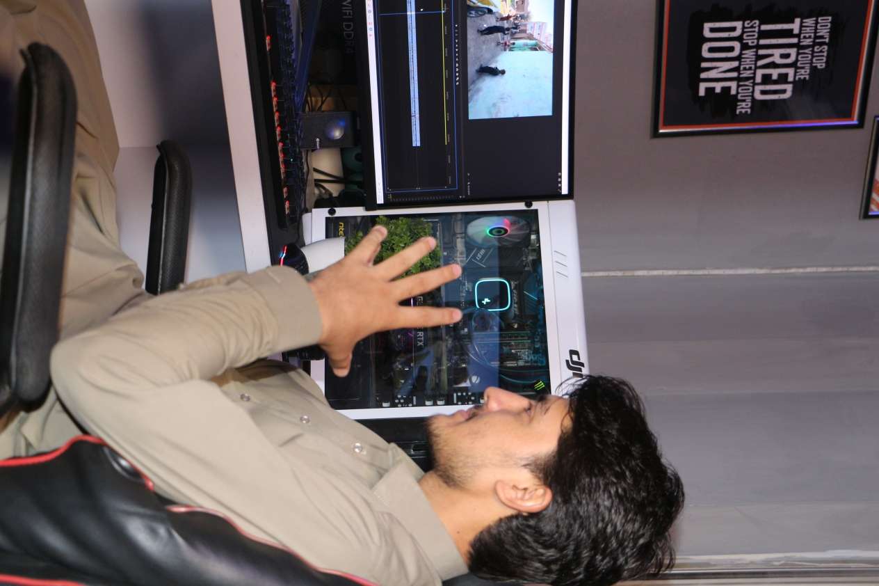 undefined image 1