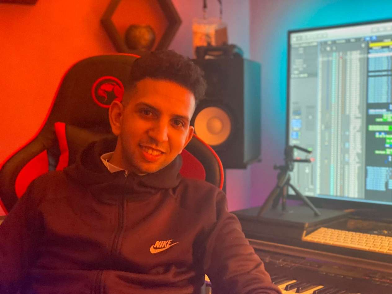 I will mixing , mastering your songs in 1 to 24 hours or less
