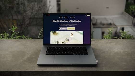 I will design an elegant Landing page for your E-Commerce site