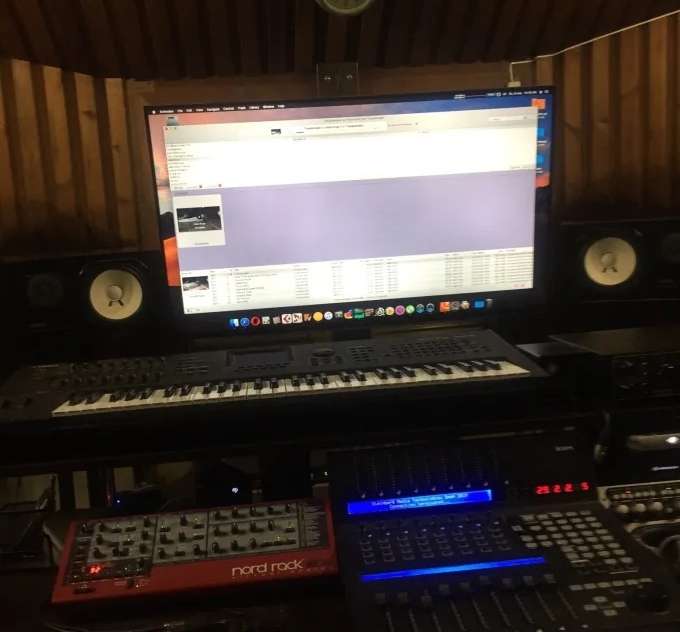 I will mixing and mastering of your song of any genre