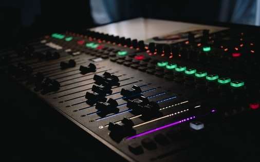 I will mix and master your music / treat your audio