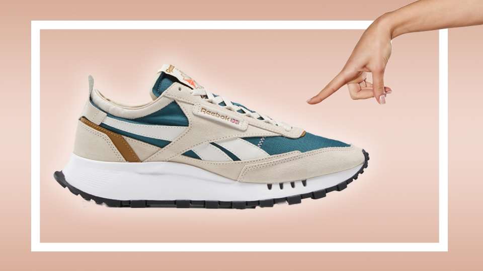 create custom shoe design, 3d shoe model, 3d footwears, sneaker, shoe animation