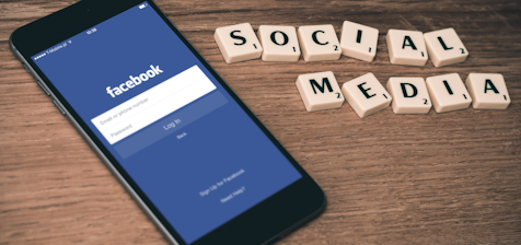 I will support your social media in 5 languages