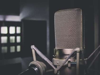 Looking for Voice Over to Promote Ur Biz and ADS?